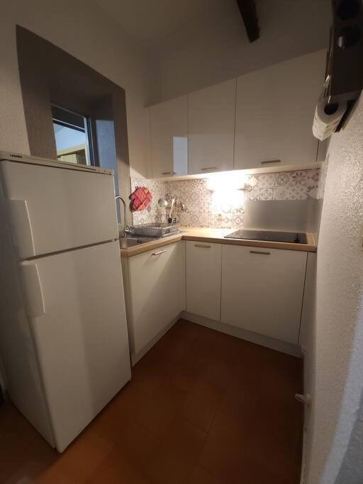 A 8 Mn A Pied Des Plages Appartement Avec Piscine Et Tennis Argelès-sur-Mer Eksteriør billede